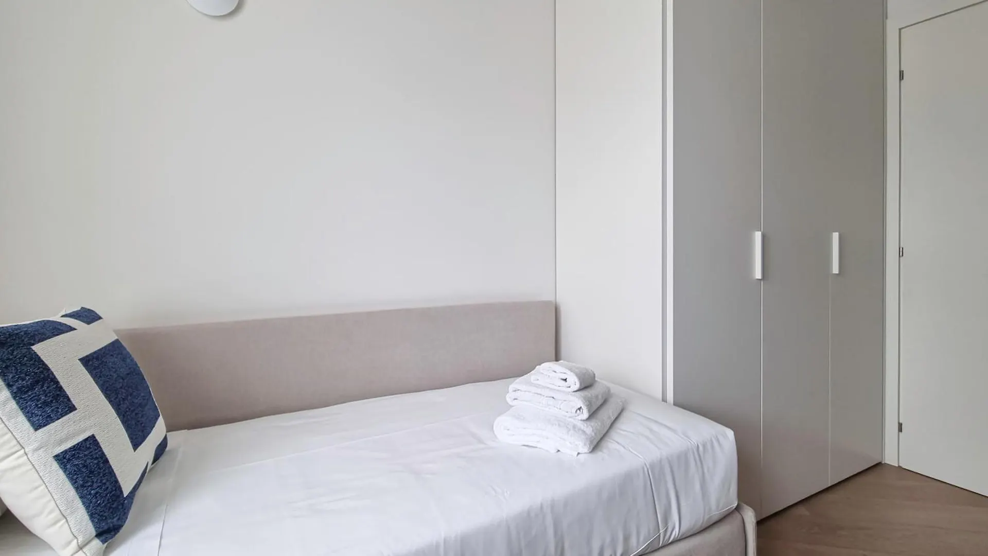 Italianway - Transiti 20 Apartment Milan