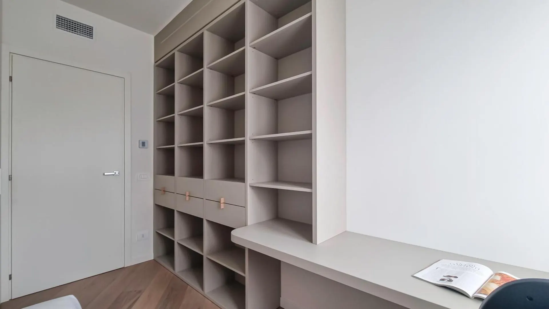 Italianway - Transiti 20 Apartment Milan