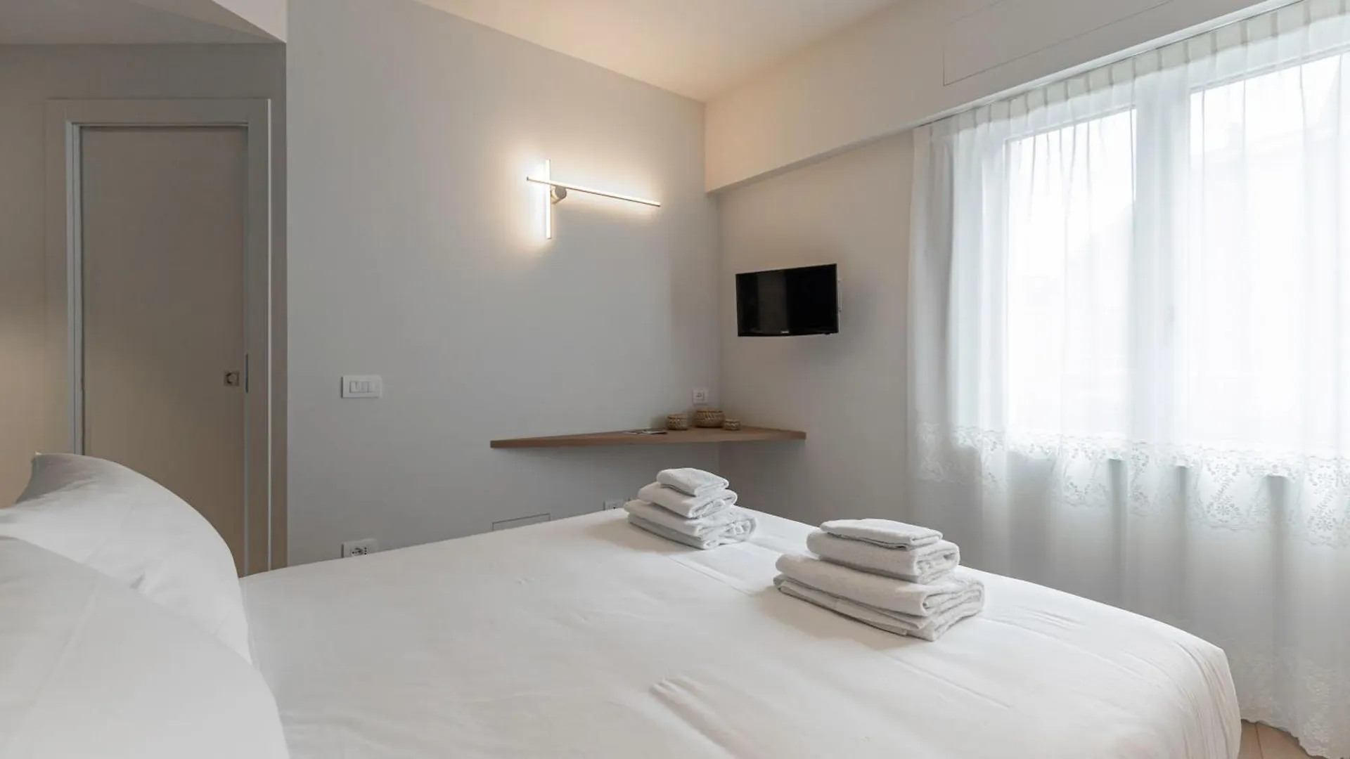 Italianway - Transiti 20 Apartment Milan